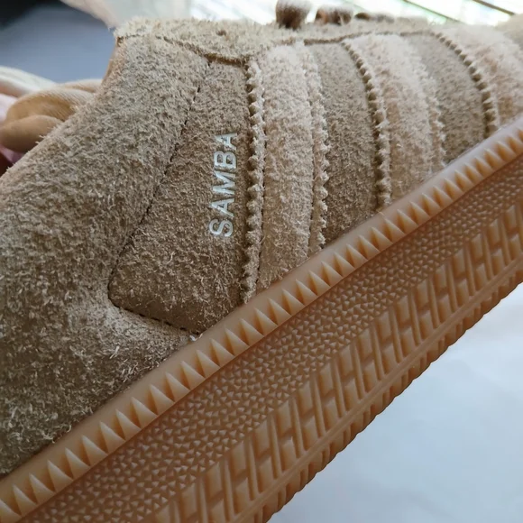 Adidas Beige Suede Sneakers Sz 11 - Picture 10 of 13